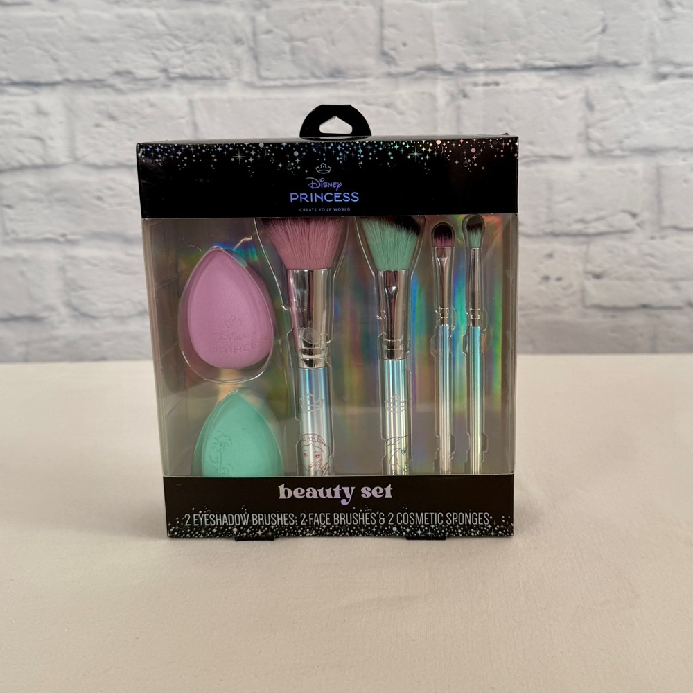New Makeup Brush and Blending Sponge Disney Princess Beauty Set 6pc
